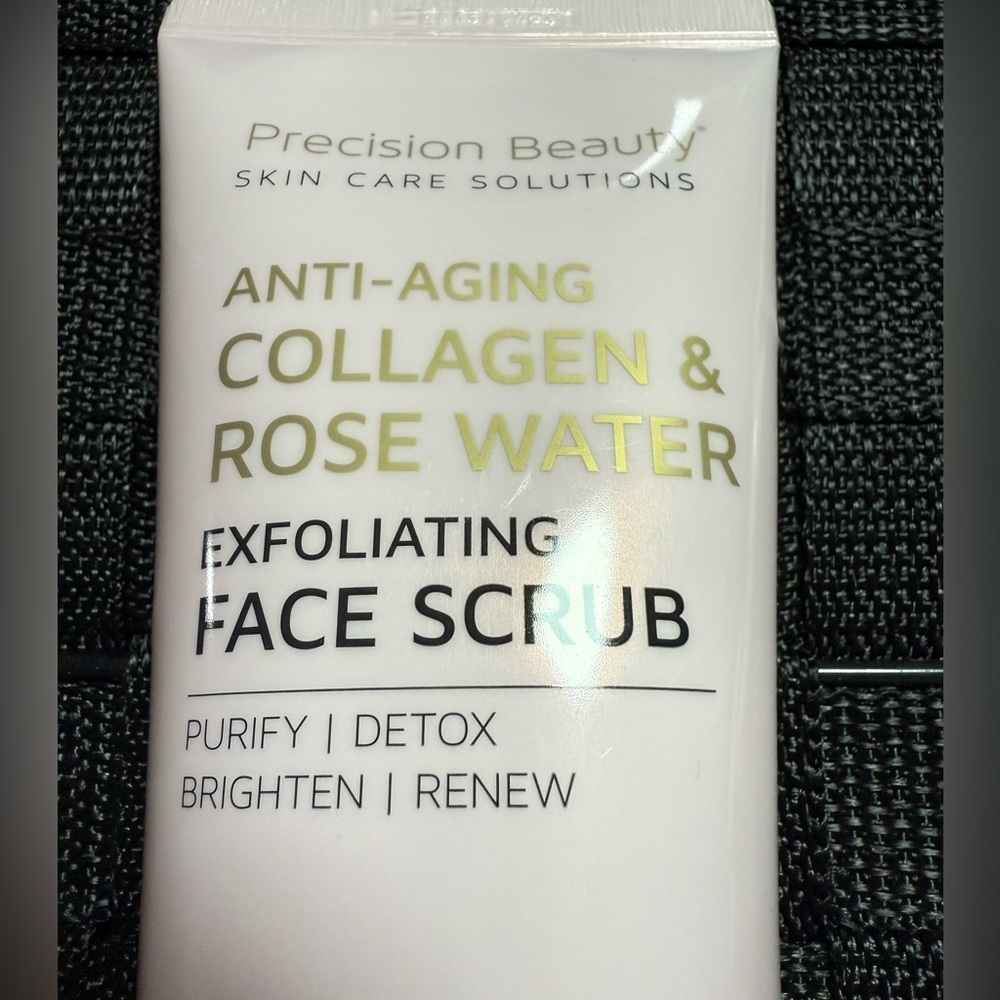 PRECISIÓN BEAUTY Skin care Anti-Aging Collagen & Rose Water Face Scrub - White - Picture 2 of 7